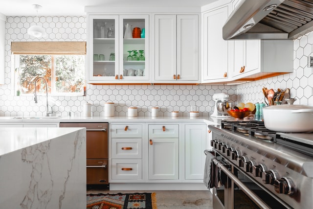 How to Keep White Kitchen Cabinets Clean