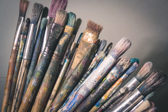How to Clean Dried Paint Brushes