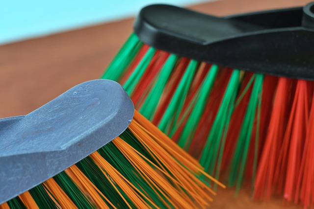How To Clean Kitchen Scrub Brush