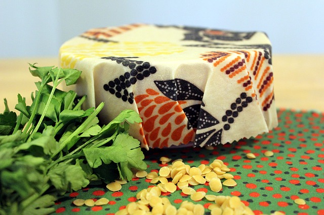 How to Clean Beeswax Wraps