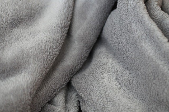 How to Clean a Weighted Blanket