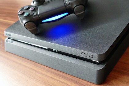 How to Clean PS4