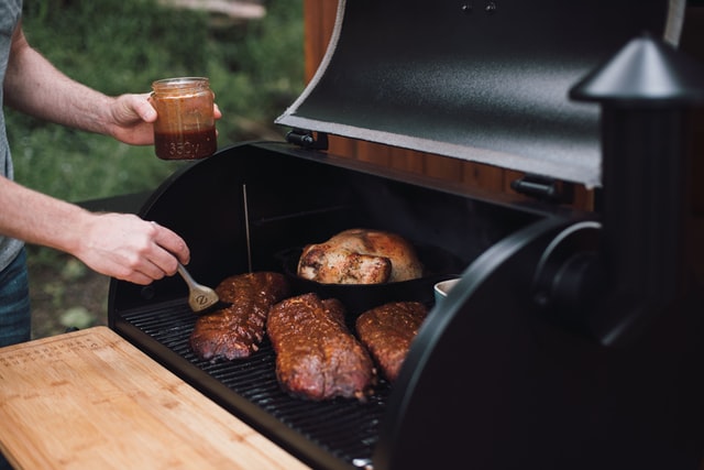How to clean Traeger Grill