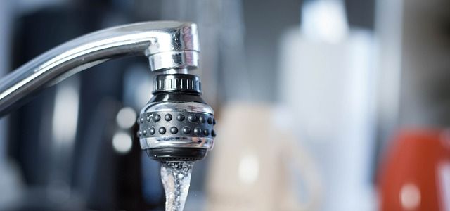 How to Prevent Water Behind Kitchen Sink