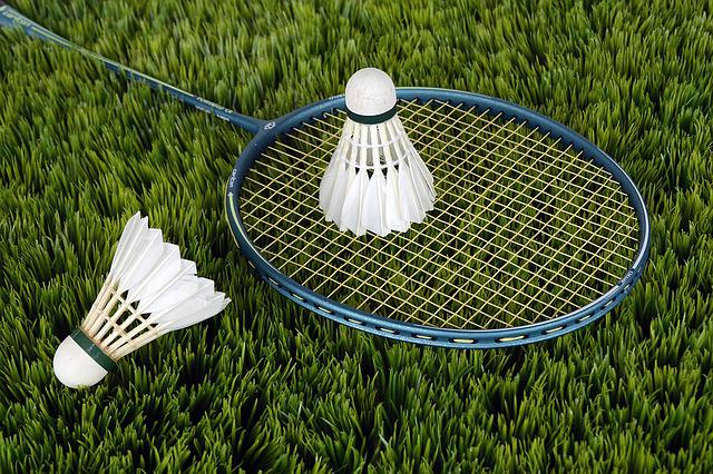 How To Repair Badminton Racket Strings At Home